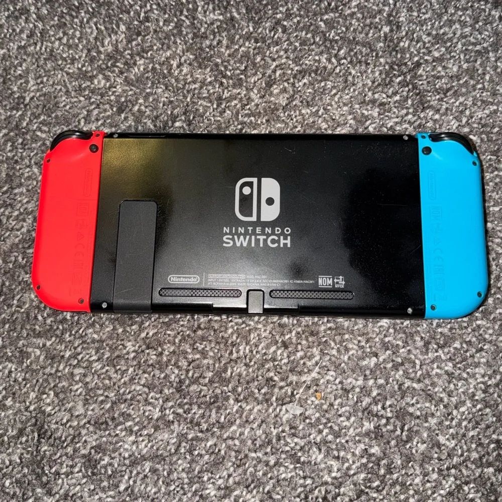 Nintendo Switch Handheld Video Game Console Tested Works Great Electronic Used G